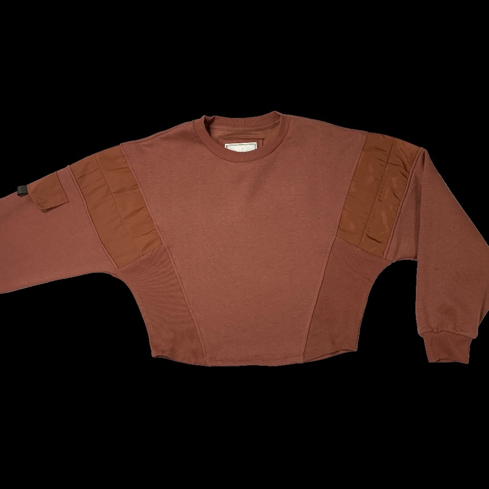 Pullover Cargo Sweatshirt